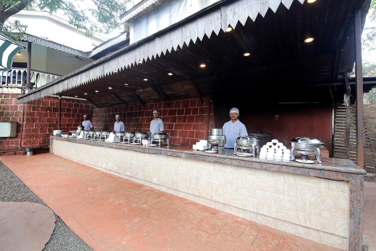 Westend Hotel Matheran Exterior photo